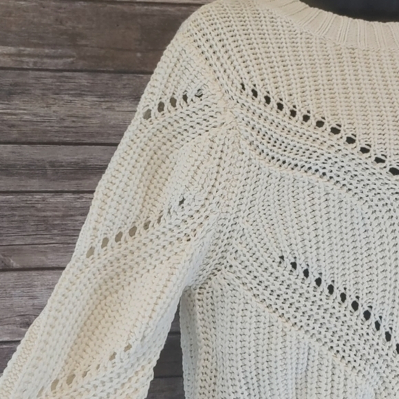 Ivory Cable Knit Sweater Size M/L - Picture 10 of 16